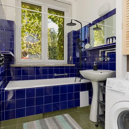 Family Metro Wilanowska By Renters דירה *