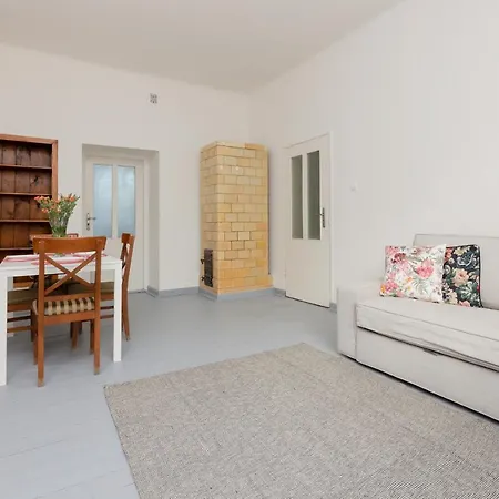 Family Metro Wilanowska By Renters דירה *